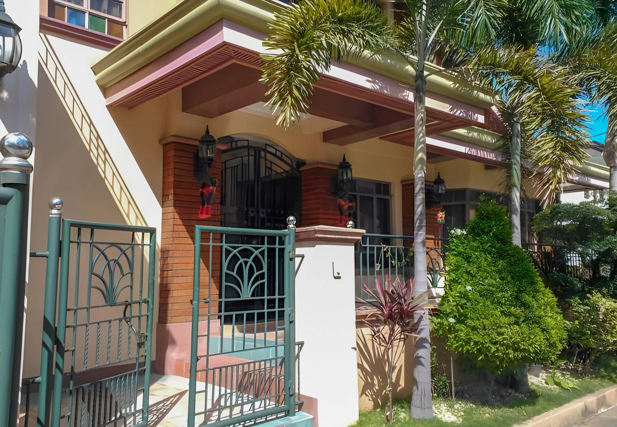 Antipolo Residence gallery image 4